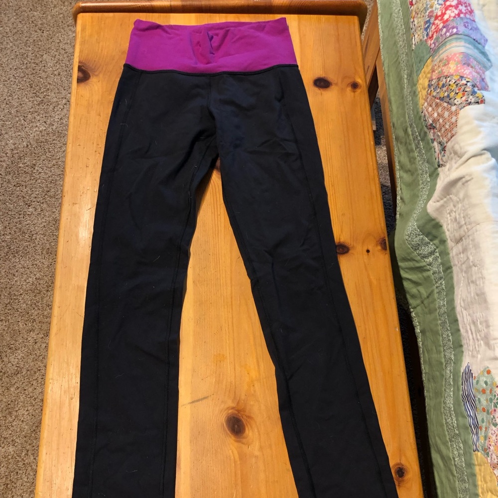 Black lululemon leggings